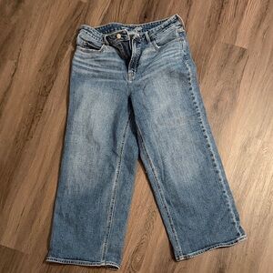 Old Navy Women's Straight Leg Blue Jeans